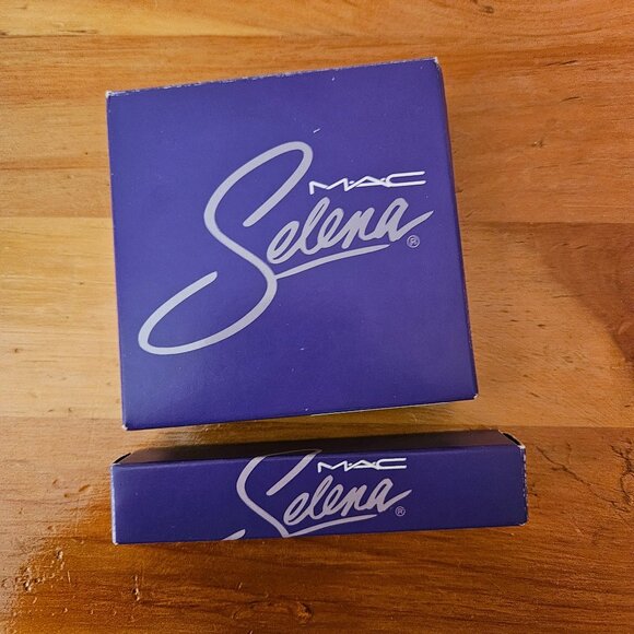 MAC Selena Blush And Lipgloss - Picture 1 of 4